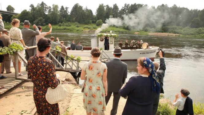 Noslēdzas Kairiša filmas “Piļsāta pi upis” filmēšana Krāslavā