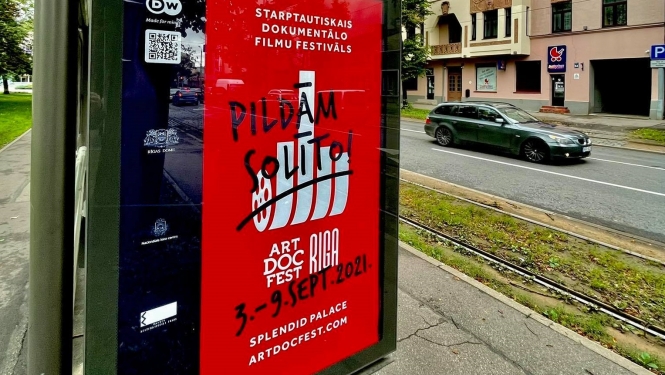 ArDocFest reklāmas stends