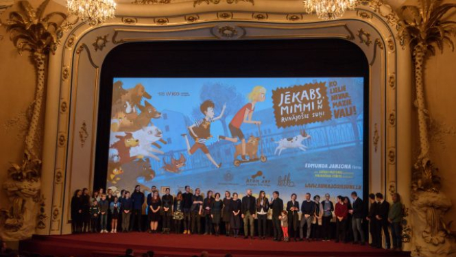 Pirmizrādi piedzīvo Simtgades filma “Jēkabs, Mimmi un runājošie suņi”