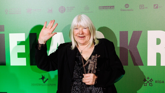 Roze Stiebra saņem Lielo Kristapu