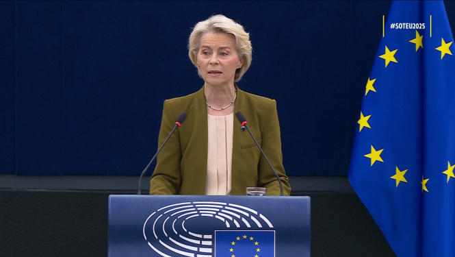 Ursula fon der Leiena tribīnē