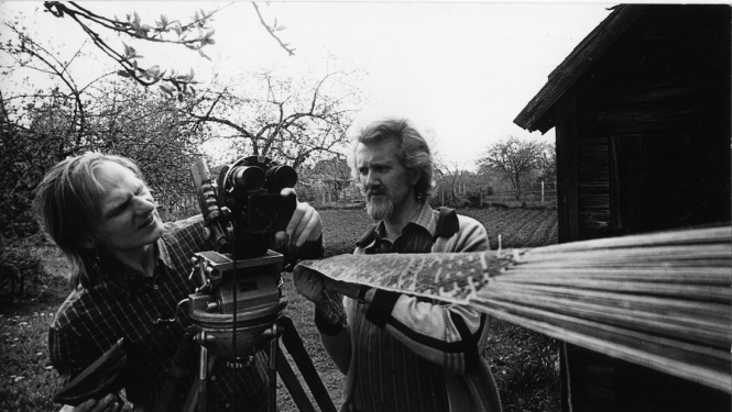 Ansis Epners filmē Lielvārdes jostu