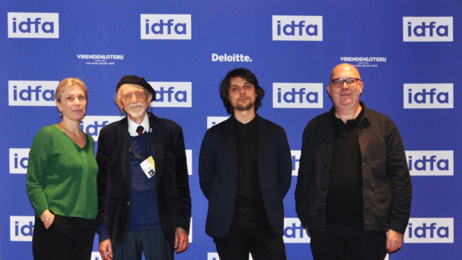 filmas grupa festivālā