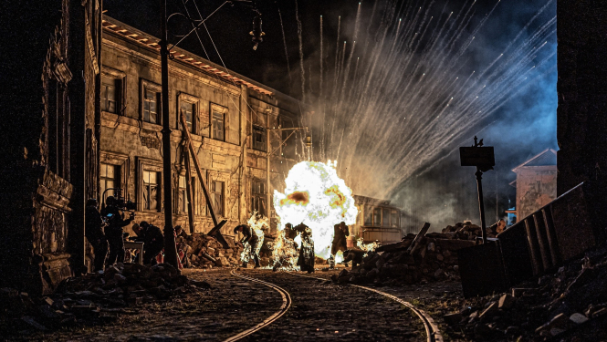  Epizode no dāņu spēlfilmai “Hvidstengruppen II / Vīlstenas grupa 2”