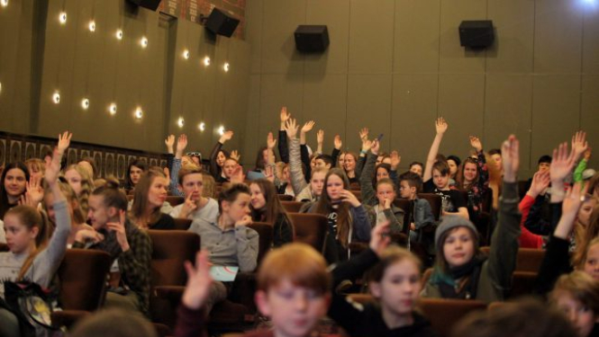 Aicina bērnus un jauniešus pieteikties Eiropas Kinoakadēmijas žūrijā