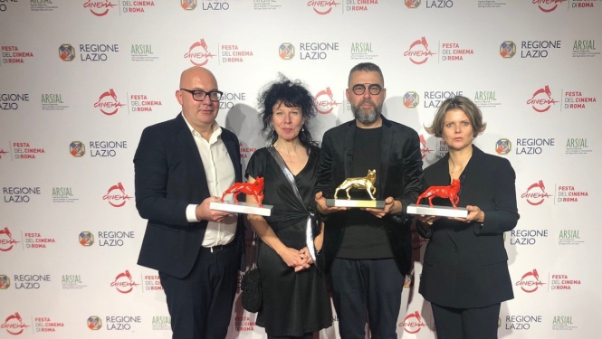 Filmas Janvāris komanda ar Romas balvām