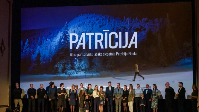 pirmizrāde Splendid Palace