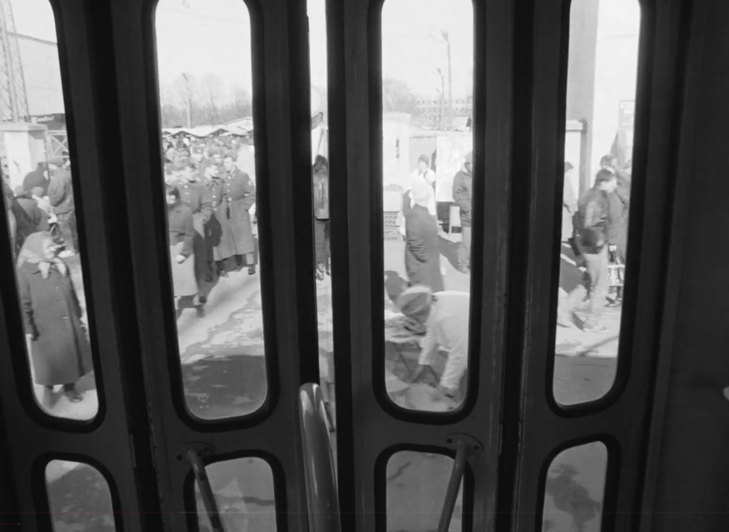 Kadrs no filmas "6. tramvajs"