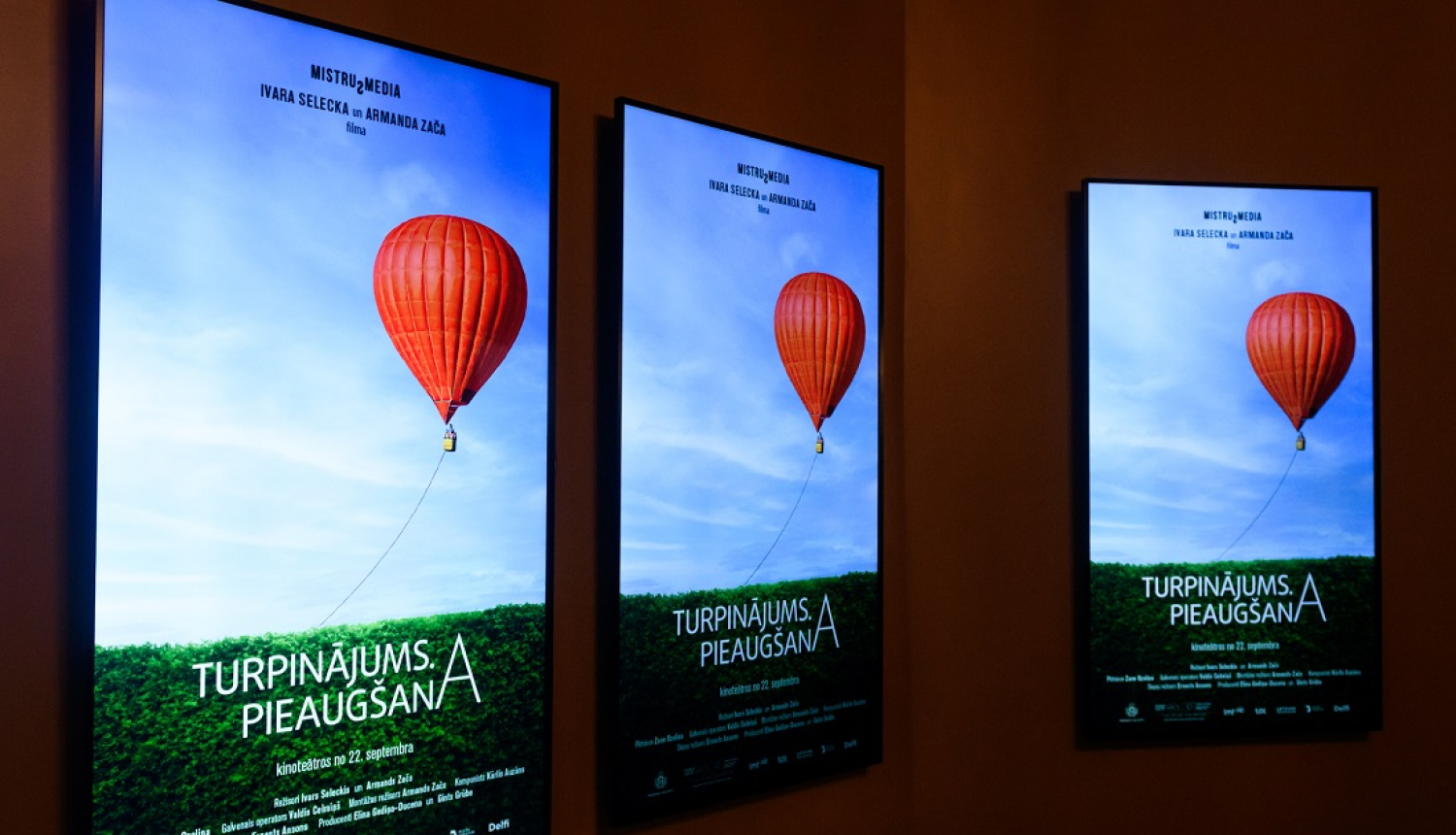 filmas plakāti Splendid Palace