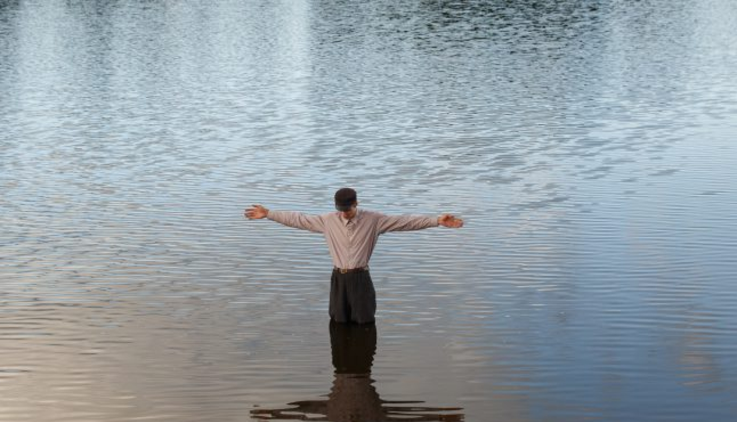 Jaunāko latviešu spēlfilmu “Piļsāta pi upis” var skatīties internetā