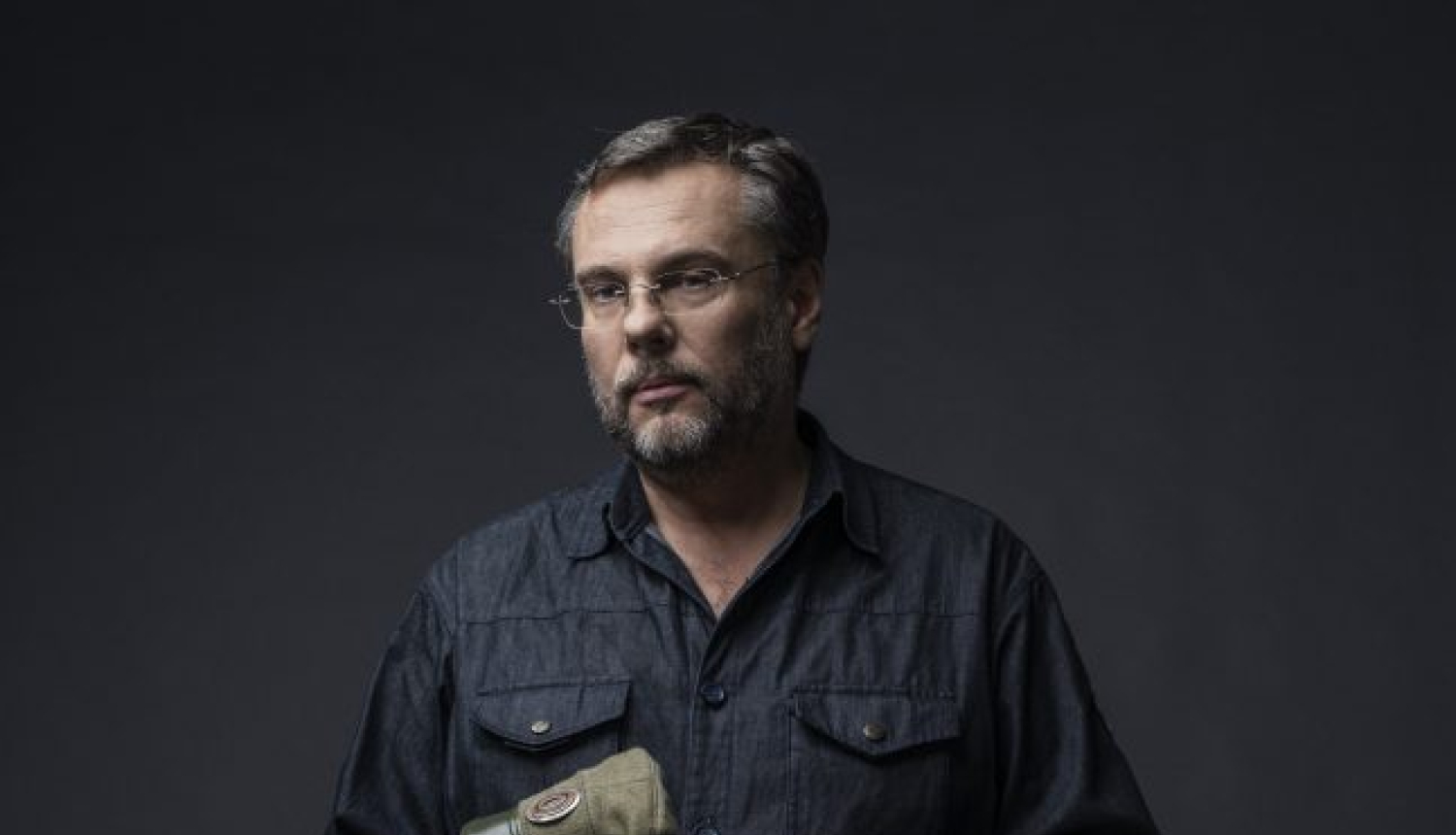 Pēkšņi mūžībā aizgājis režisors Askolds Saulītis