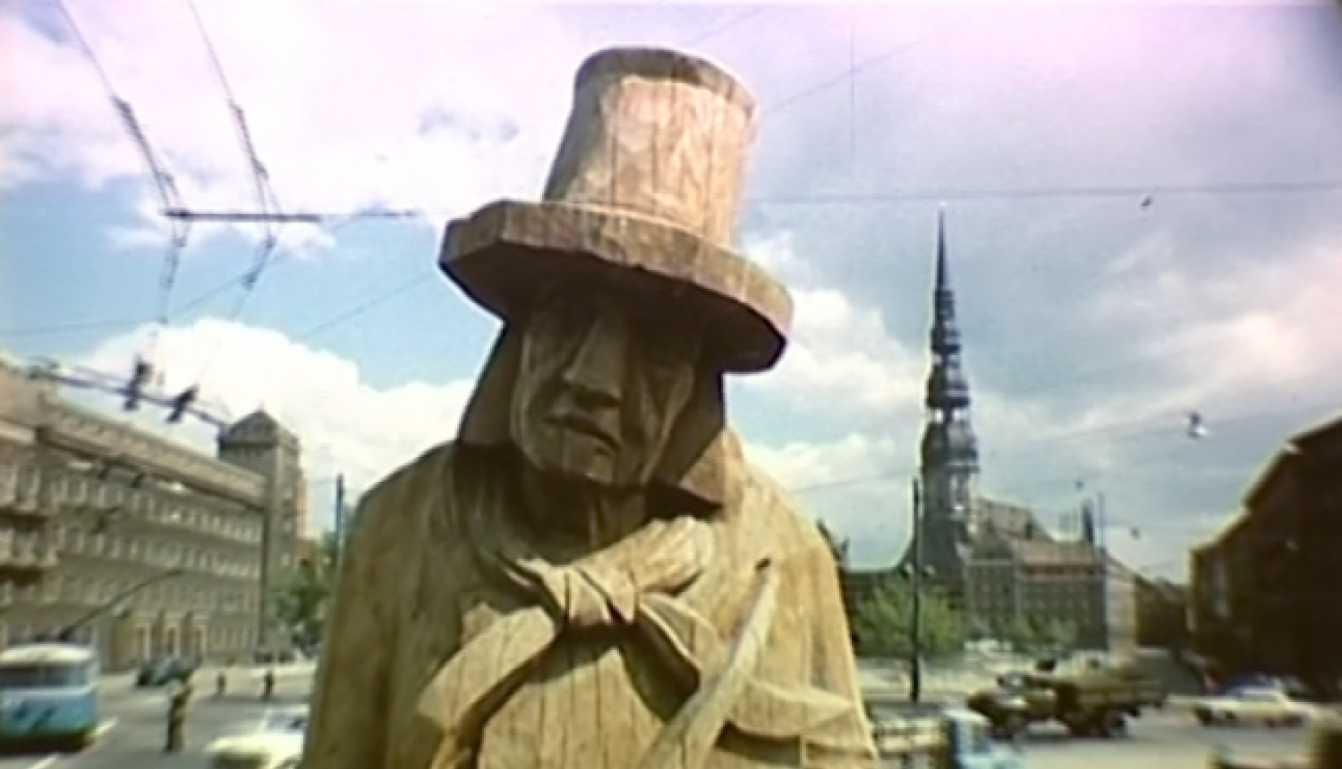 Pirmssvētku seanss grāmatu mājā “NicePlace Mansards”