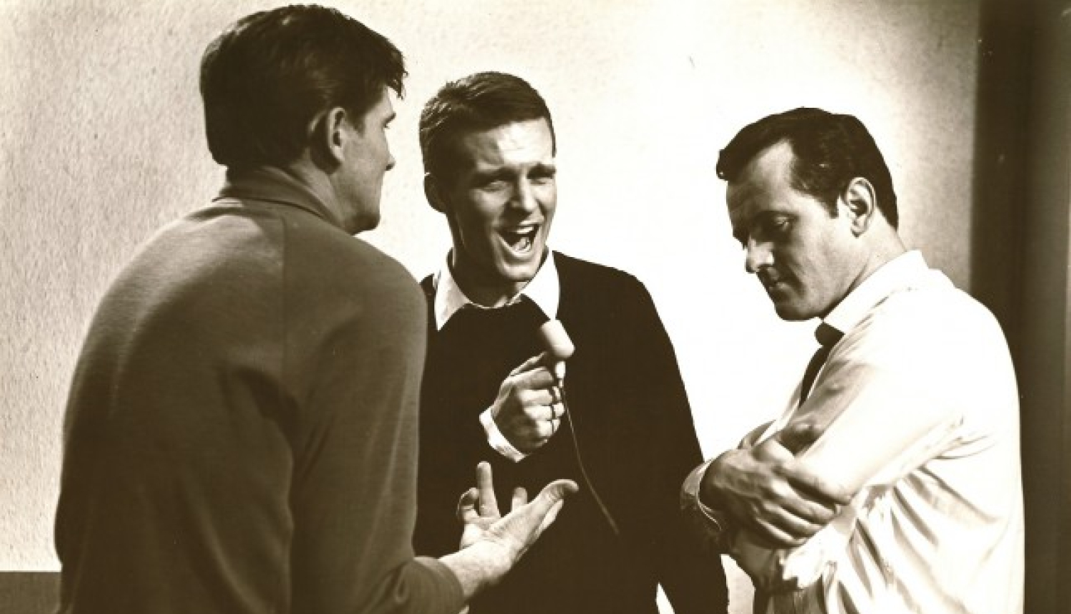 Jūlijā Doma dārzā – “‘Četri balti vakari”