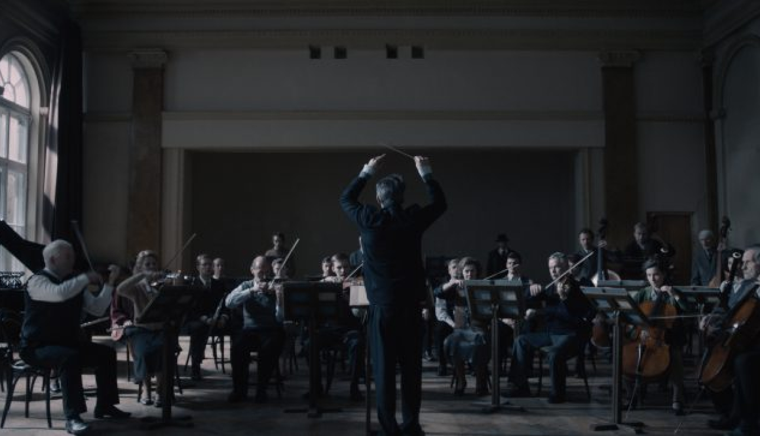 Dokumentālā filma “Ļeņingradas simfonija” un saruna par Šostakoviču