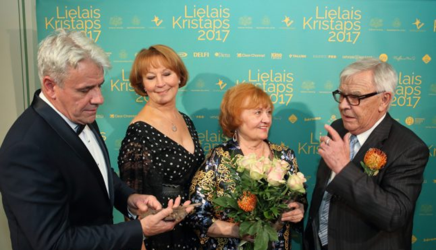 Filma “Vectēvs, kas bīstamāks par datoru” dodas pasaulē