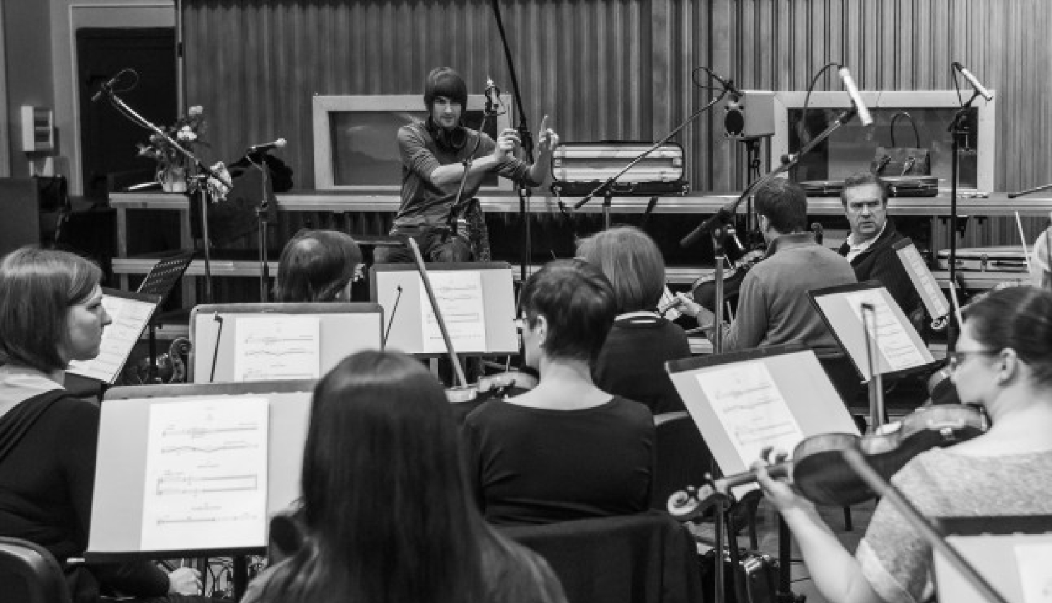 “Ausmas” seansā spēlēs Vestards Šimkus