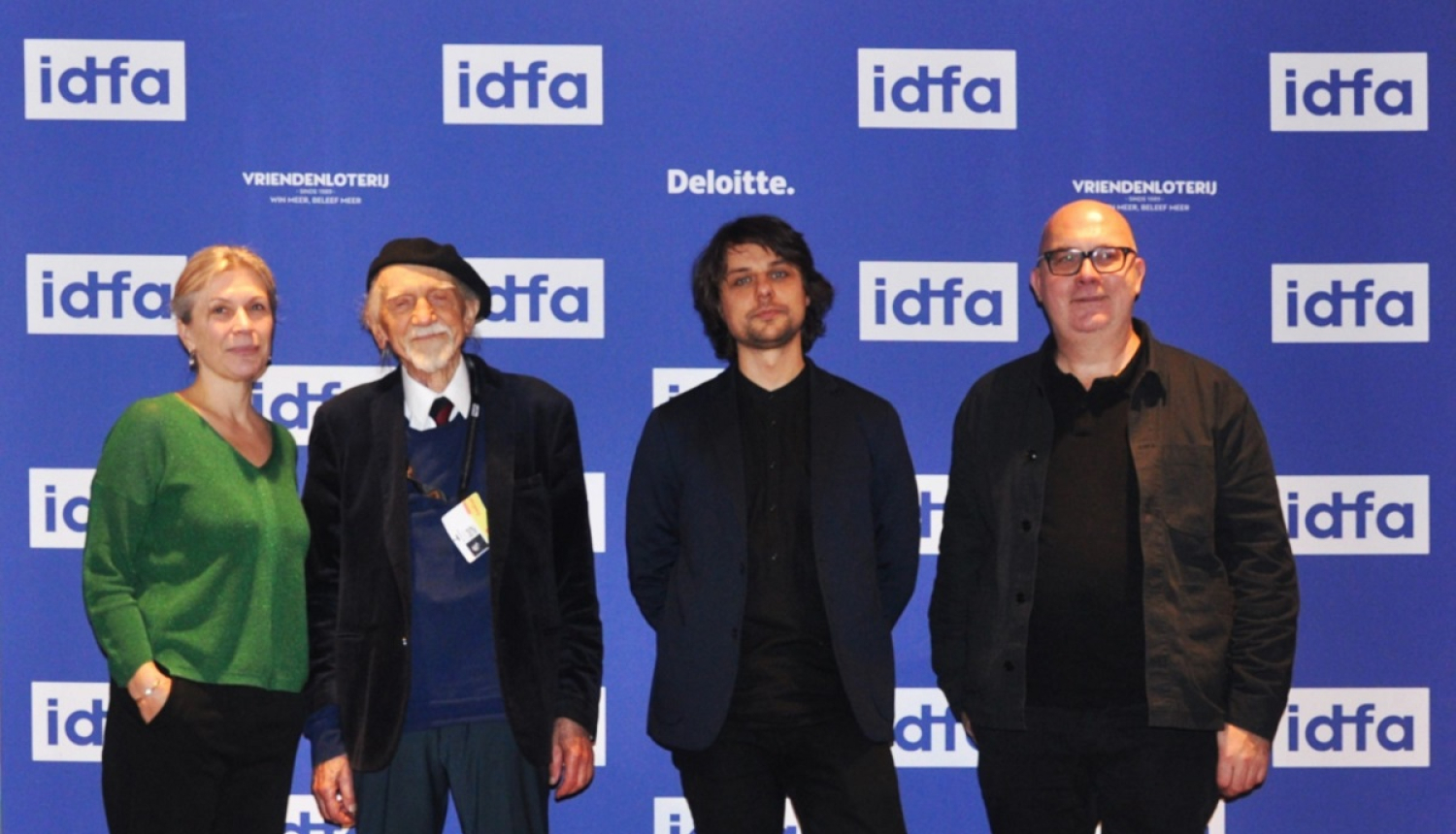 filmas grupa festivālā