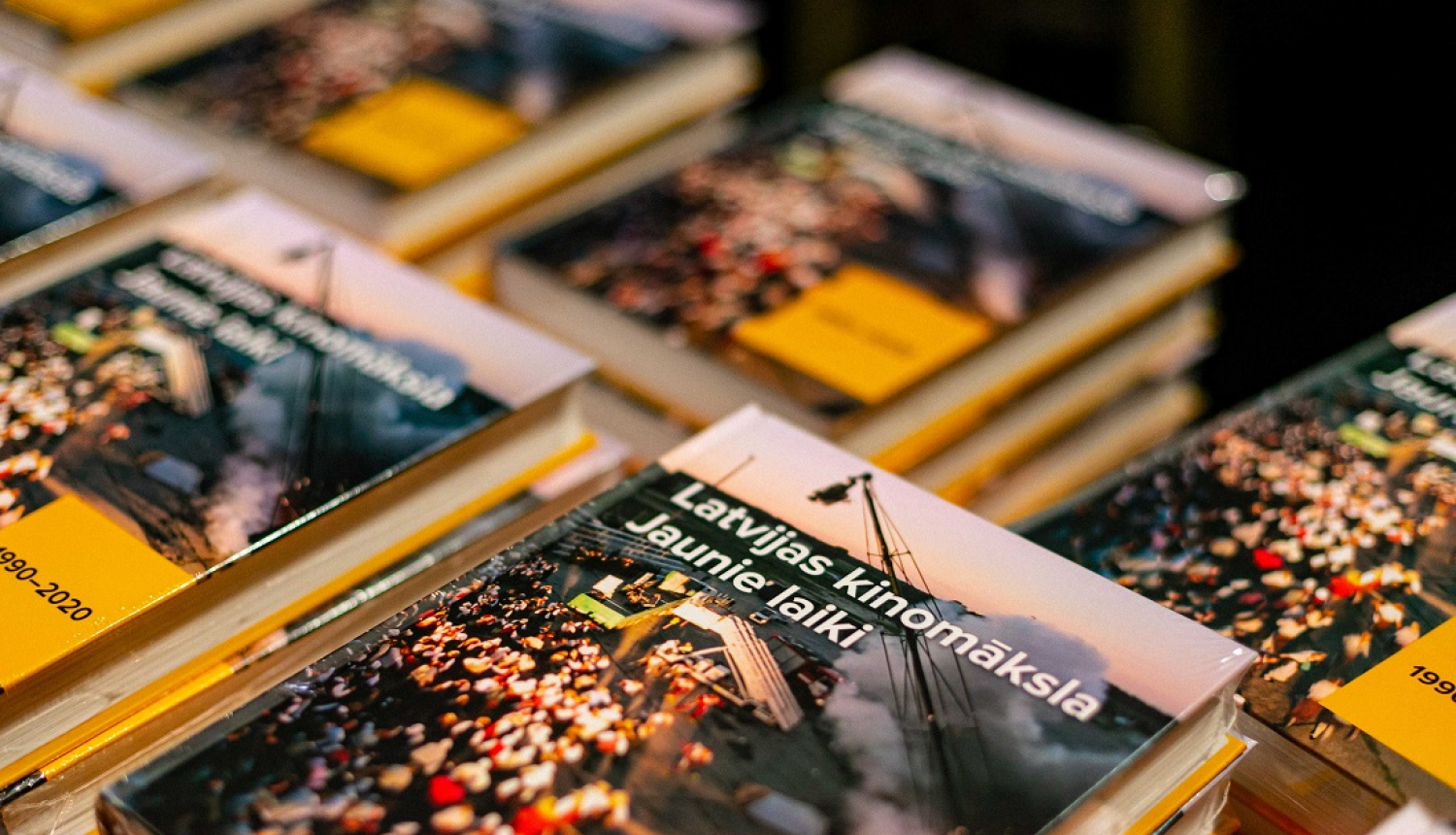 Pētījums grāmatā