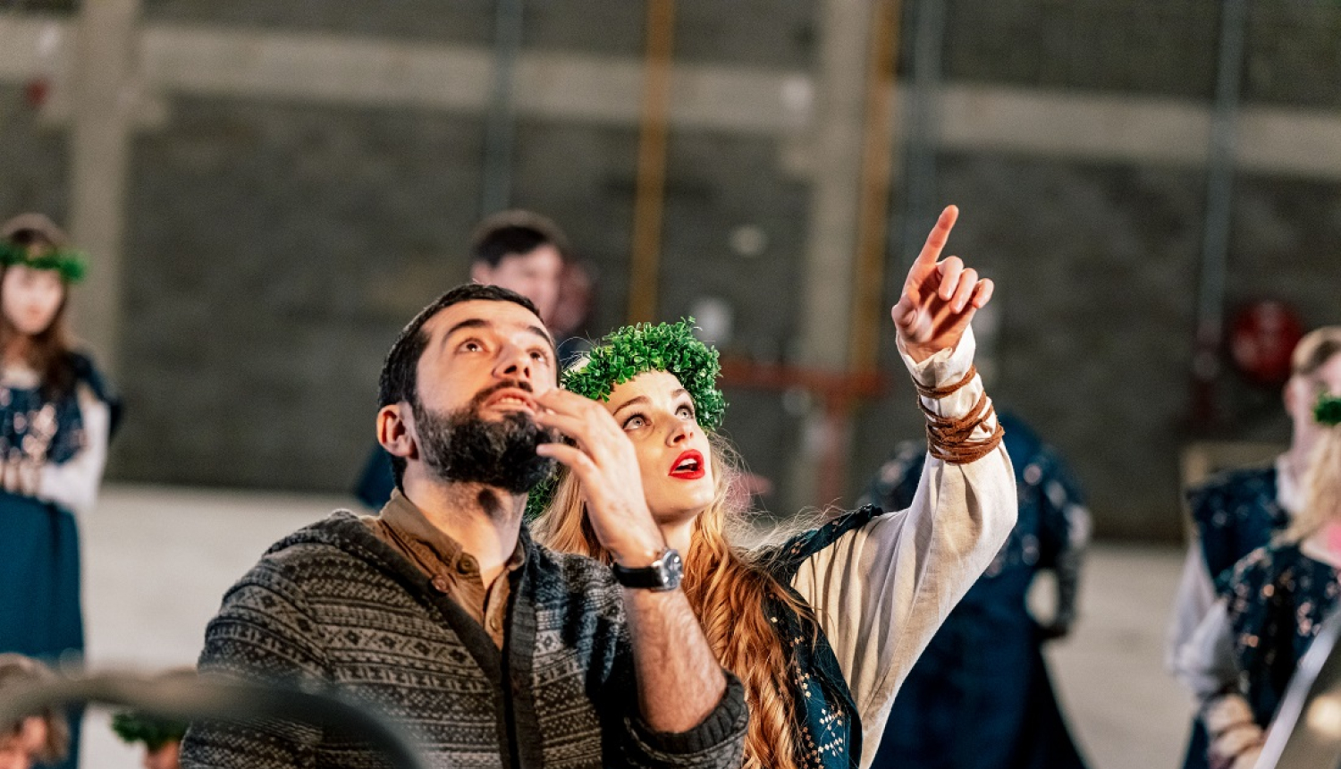 Režisors Aiks Karapetjans darba momentā