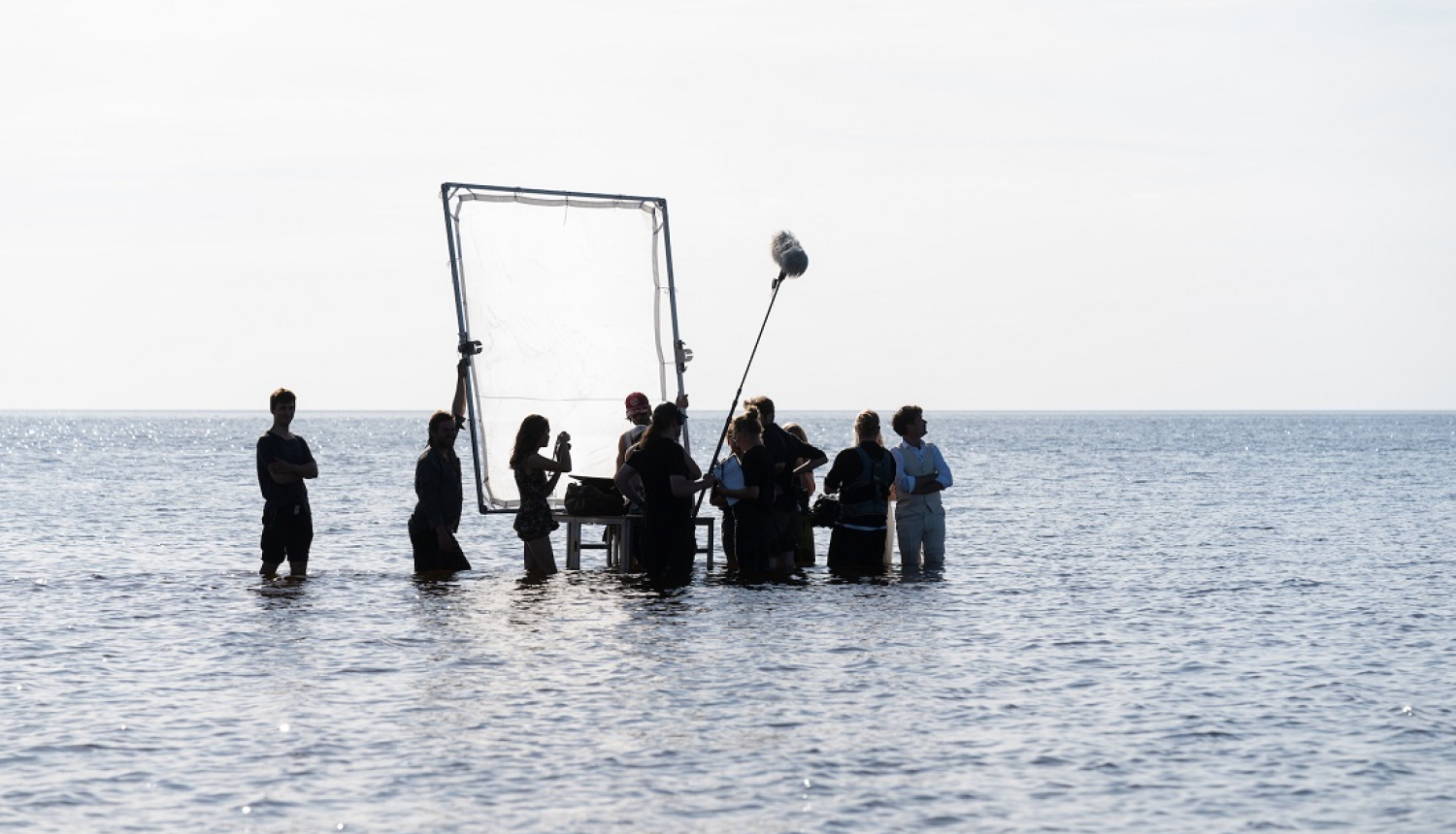 darba moments filmēšanas grupā