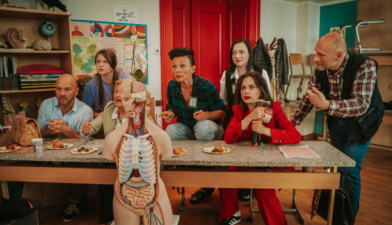 aktieru grupa skolas solos