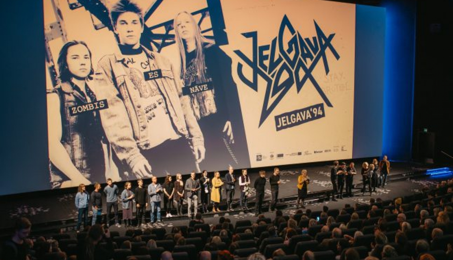 Spēlfilmai “Jelgava ’94” nedēļas laikā – vairāk nekā 10 000 skatītāju Spēlfilmai “Jelgava ’94” nedēļas laikā – vairāk nekā 10 000 skatītāju