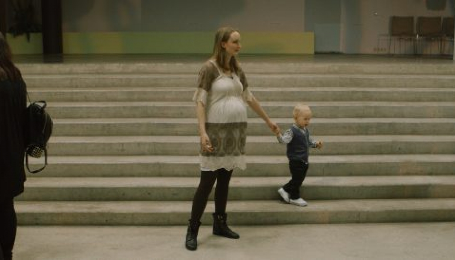 Pirmizrāde Lienes Lindes un Armanda Zača dokumentālajai filmai “Klātbūtne” Pirmizrāde Lienes Lindes un Armanda Zača dokumentālajai filmai “Klātbūtne”