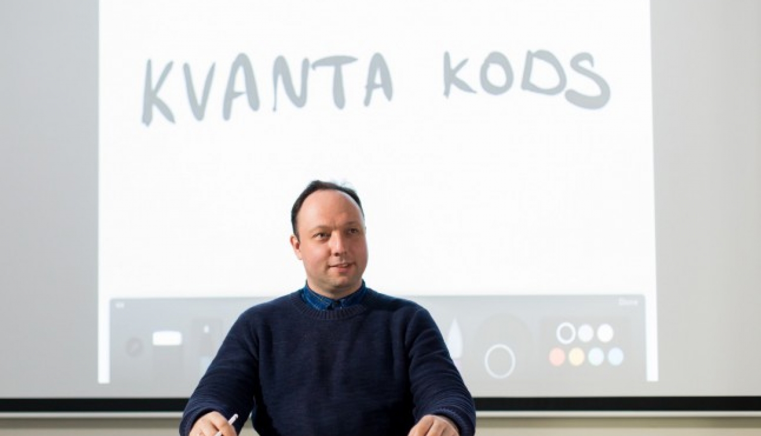 “Kvanta kods” pirmizrādē un 100 skolās visā Latvijā “Kvanta kods” pirmizrādē un 100 skolās visā Latvijā
